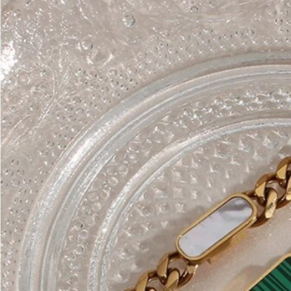 New 18k Gold Plated Cuban Chain Black Shell Bracelet - Picture 8 of 12